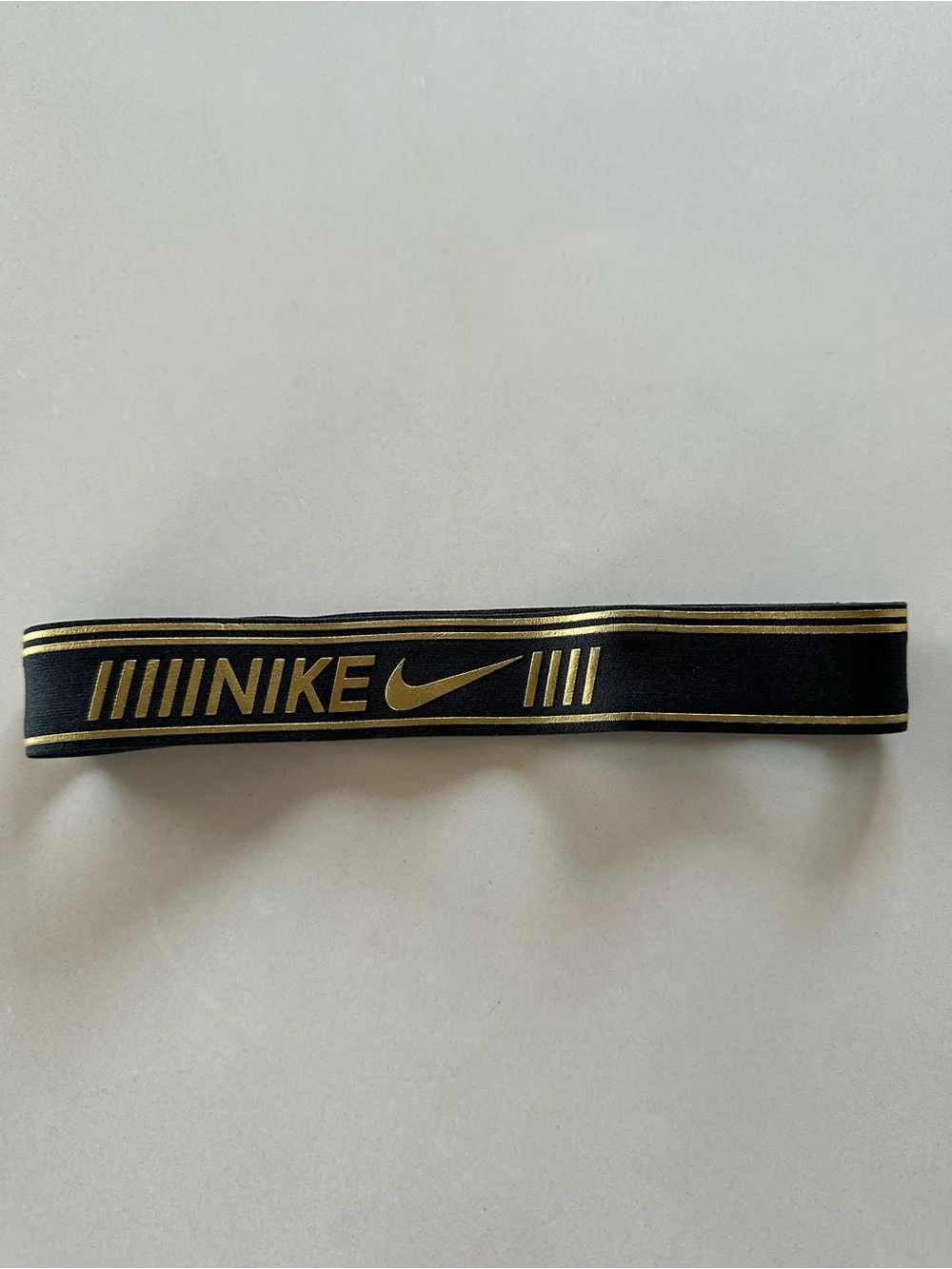 Nike Black and Gold Athletic Headband
